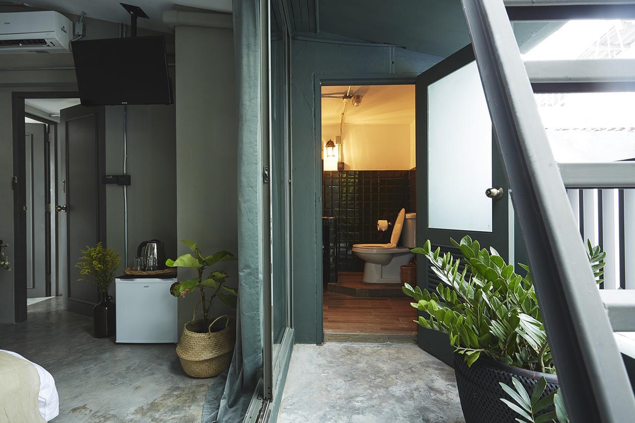 Ob-Oon Boutique Bed & Breakfast Банкок Екстериор снимка