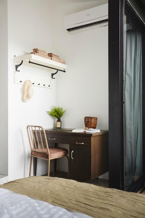 Ob-Oon Boutique Bed & Breakfast Банкок Екстериор снимка
