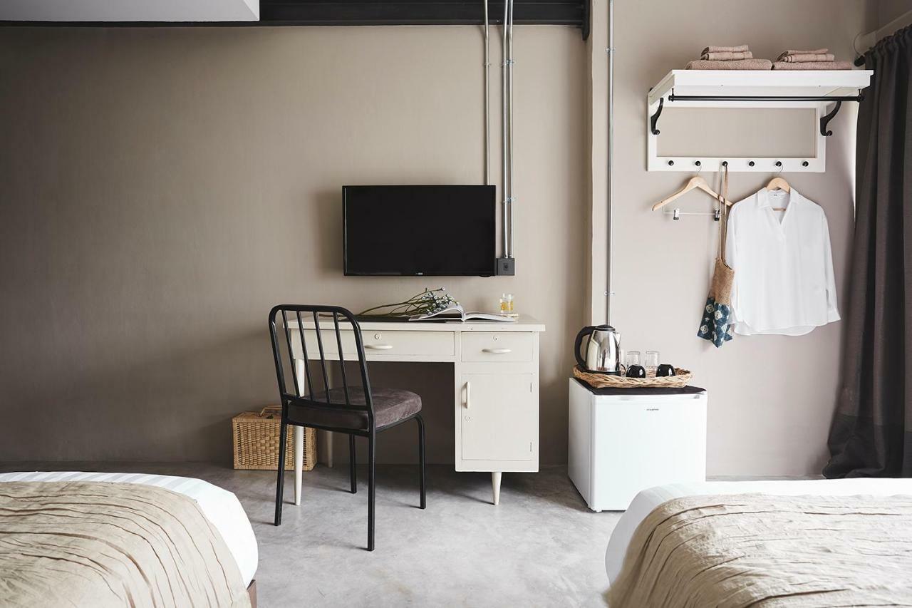 Ob-Oon Boutique Bed & Breakfast Банкок Екстериор снимка