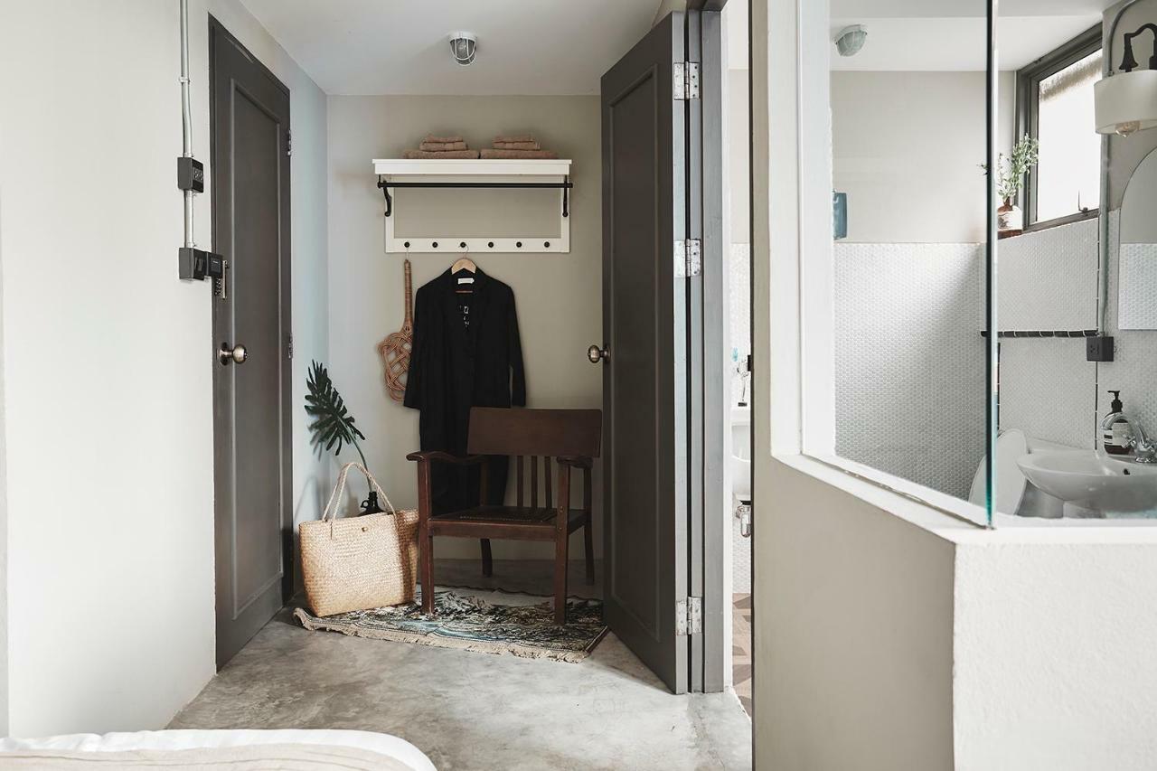 Ob-Oon Boutique Bed & Breakfast Банкок Екстериор снимка