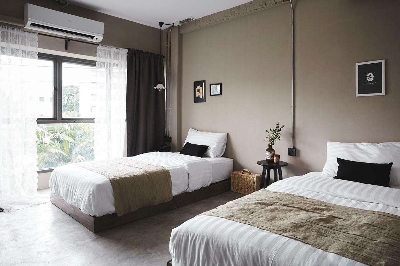 Ob-Oon Boutique Bed & Breakfast Банкок Екстериор снимка